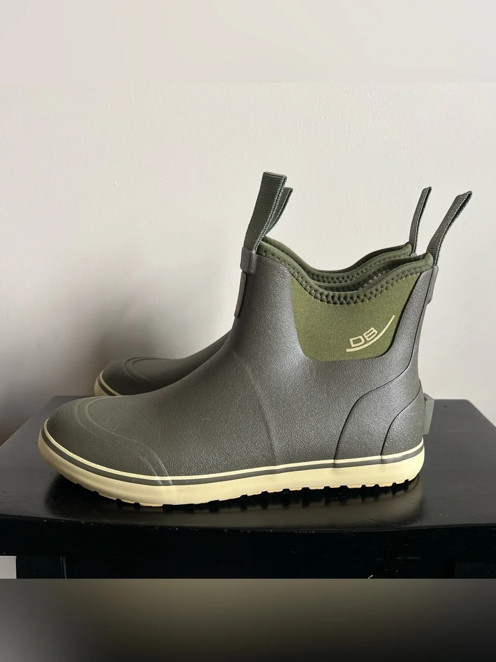 Dive Bomb Industries Men’s Trudge Boots Size 9 Covert Green Waterproof Neoprene